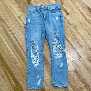 High rise Girlfriend Jeans